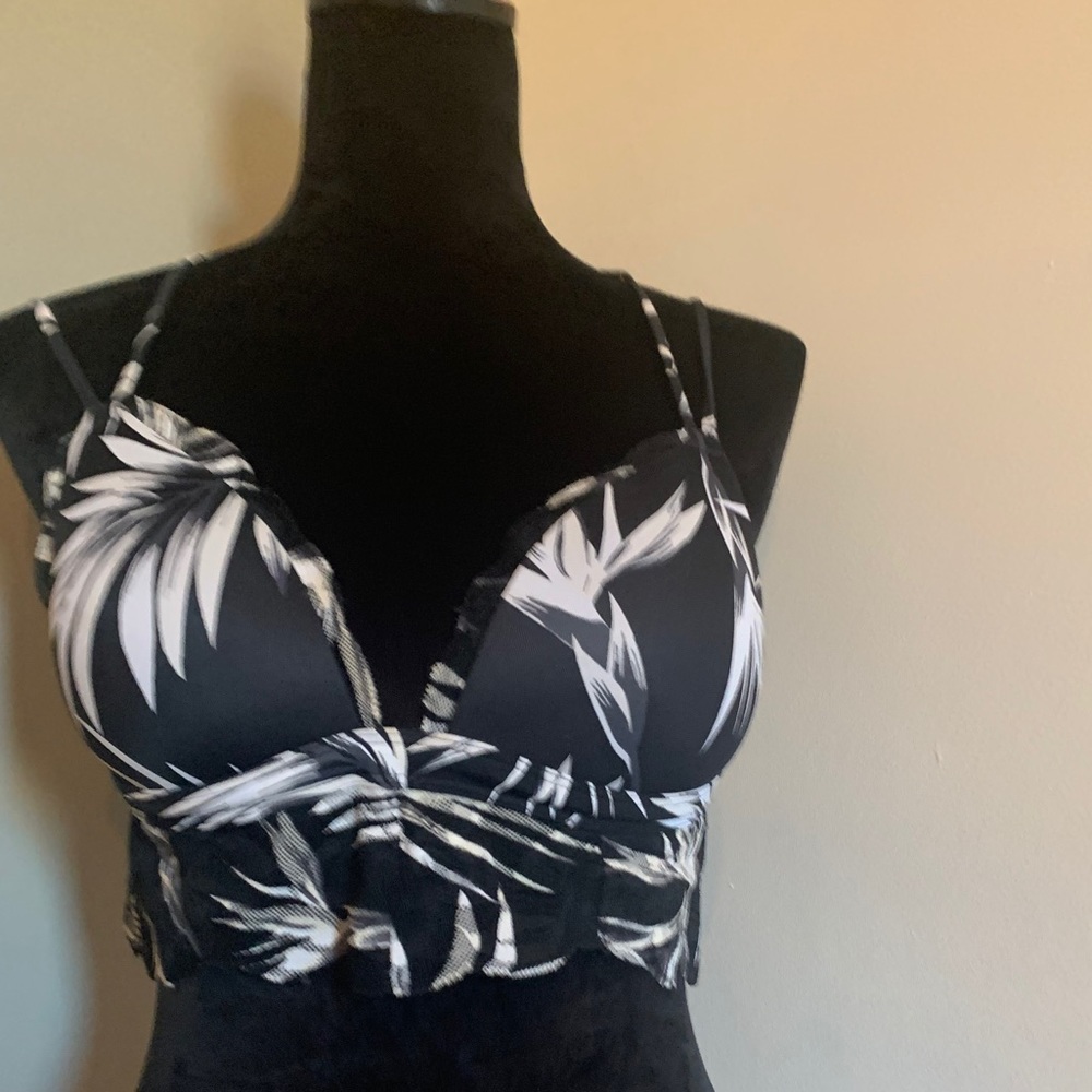 VSS PINK Welcome to the Wild black push-up bra